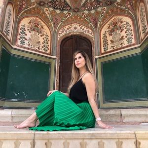 Meet your Posher, Lis